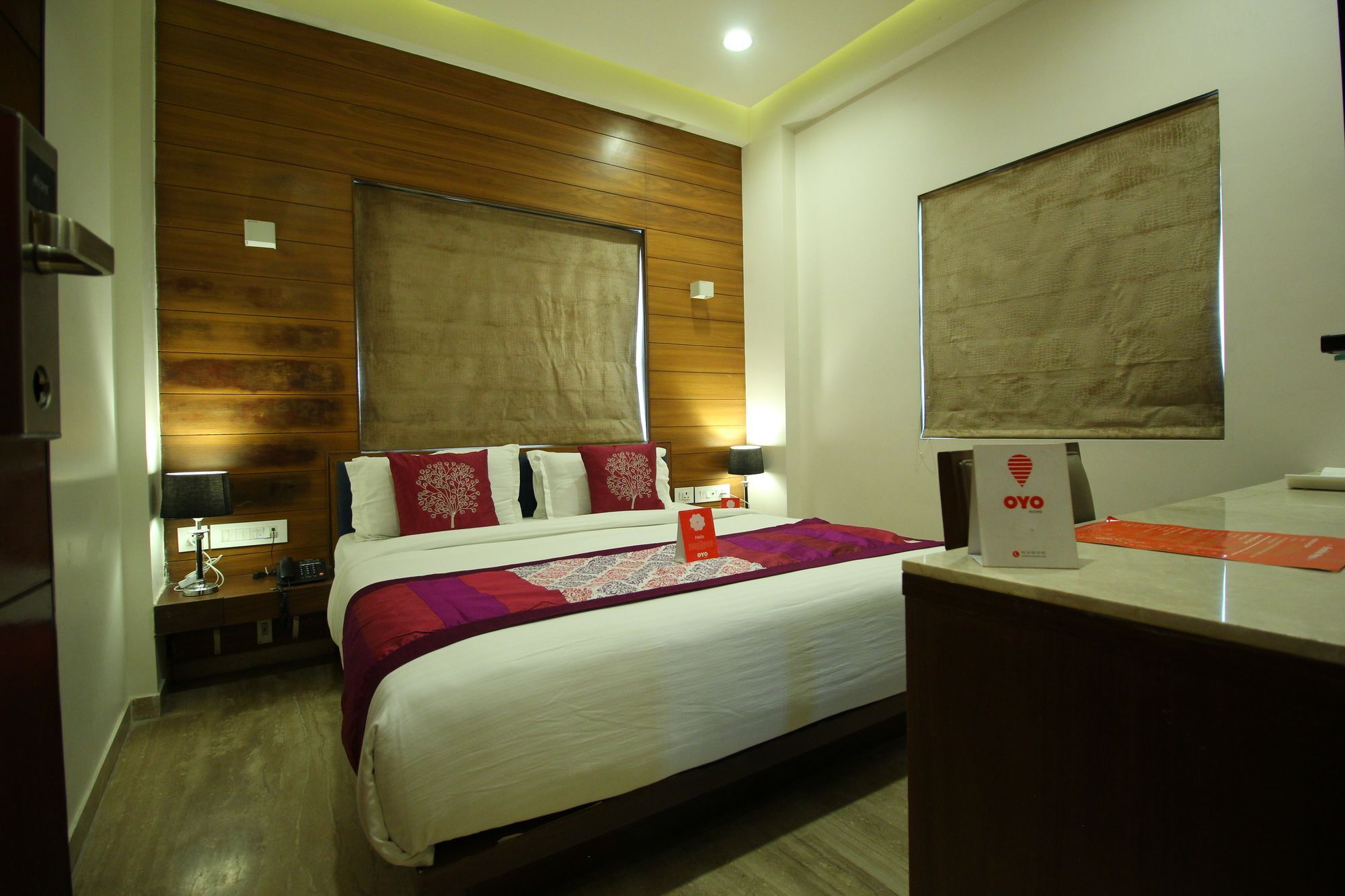 Oyo 8992 Hotel Kyra Ahmedabad Esterno foto